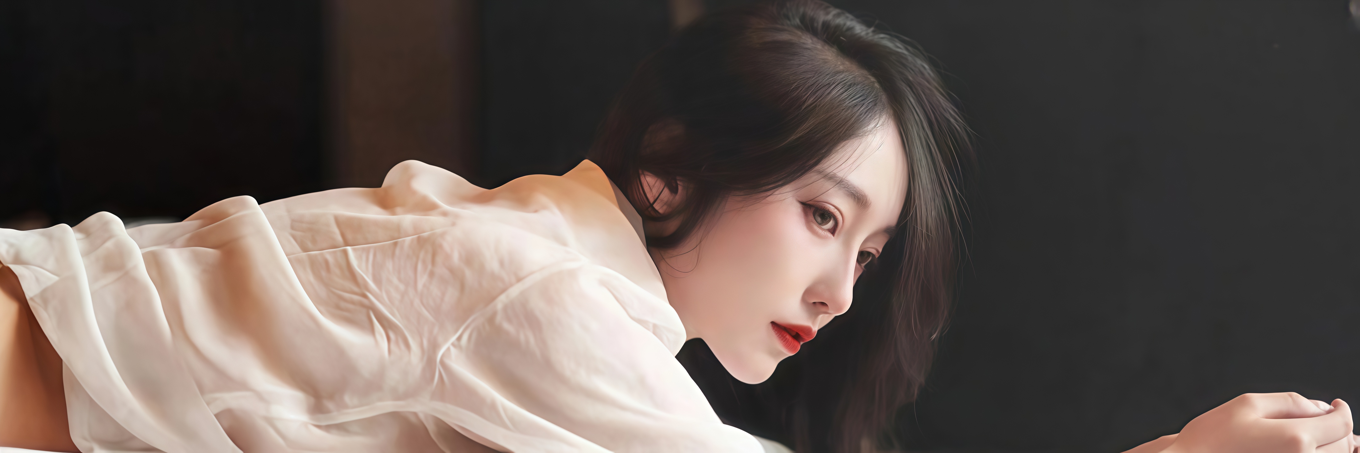 明星黑料、网红爆料、抖音热点和社会奇闻，每日更新高清视频、反差投稿和互动讨论，强调“全网最热、免费吃瓜”。